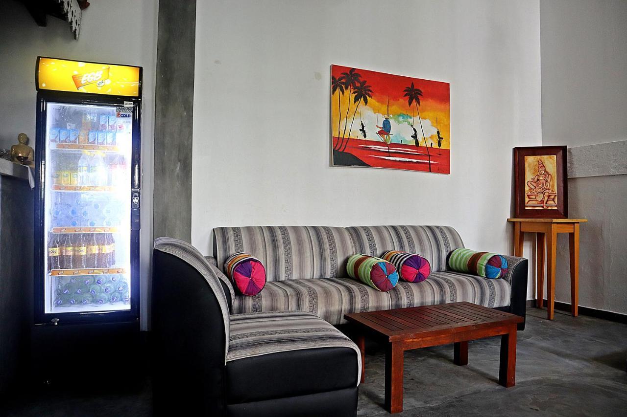 H&C Heaven Beach Hotel Unawatuna Exterior photo
