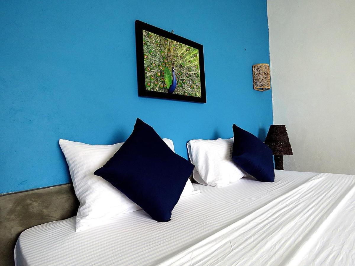 H&C Heaven Beach Hotel Unawatuna Exterior photo